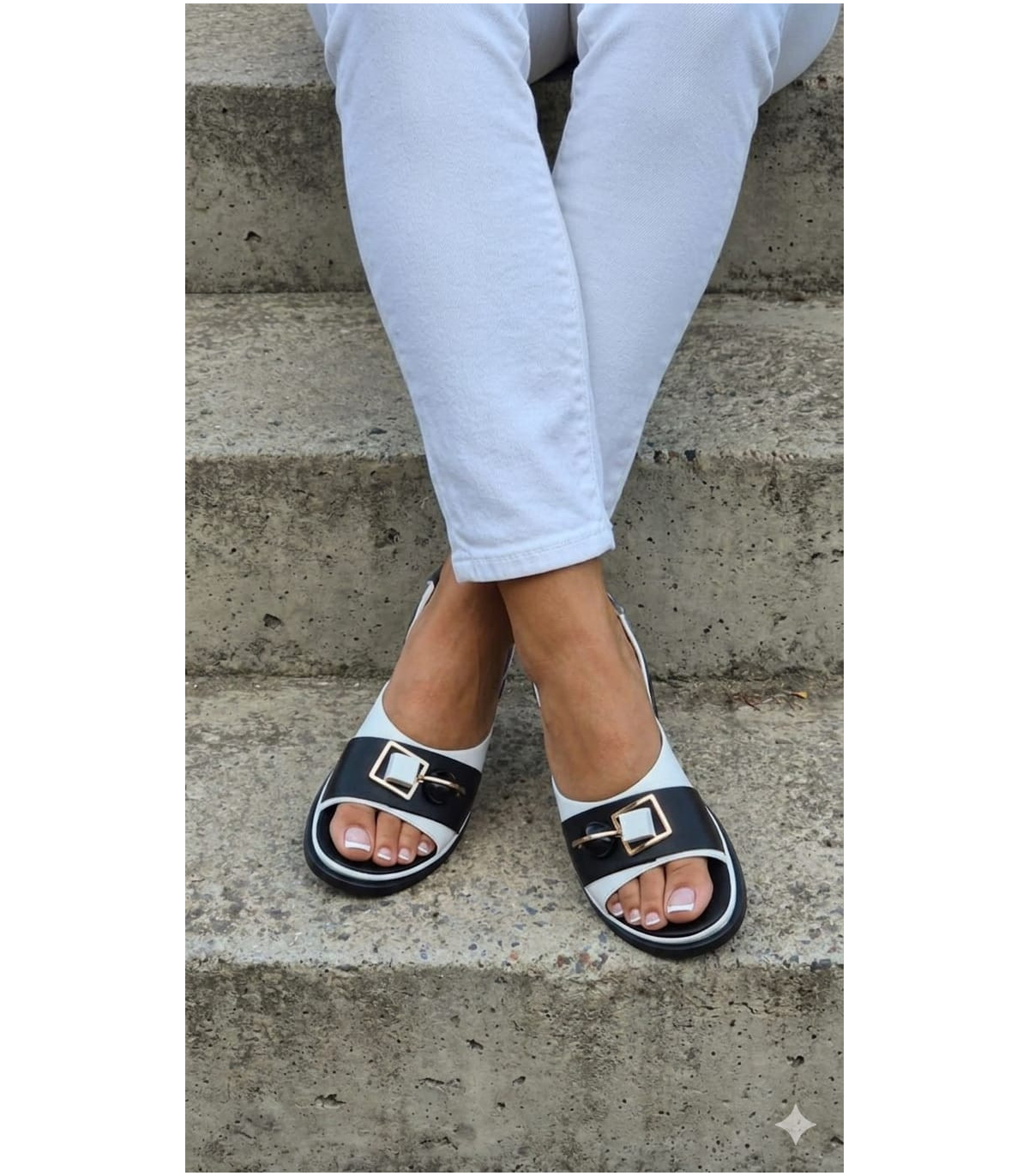 Sandały damskie  biało - czarne