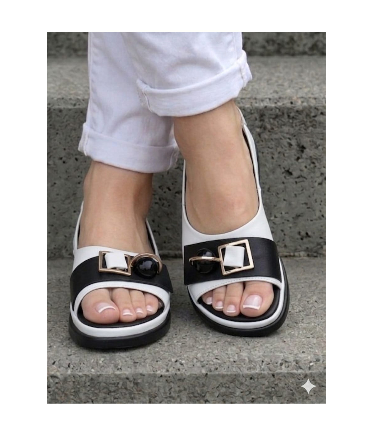 Sandały damskie  biało - czarne