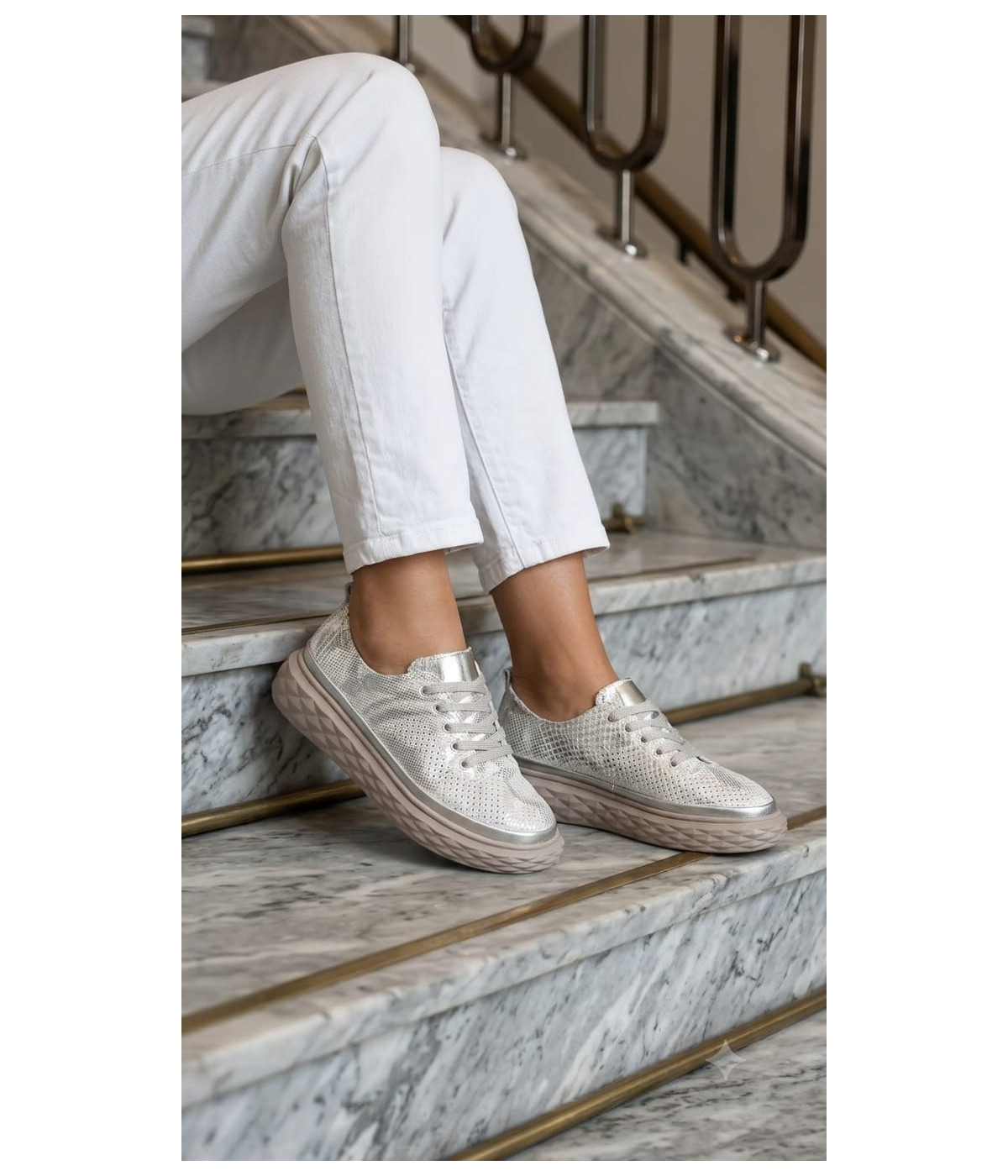 Sneakersy damskie srebrne